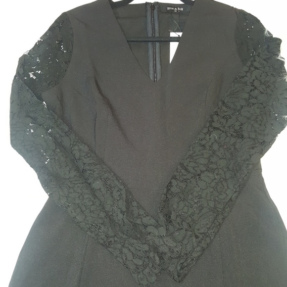 Sale!! Lace Sleeve Jumpsuit - Picture 2 of 4